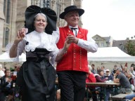 À Mulhouse, une fête dans la pure tradition alsacienne place de la Réunion